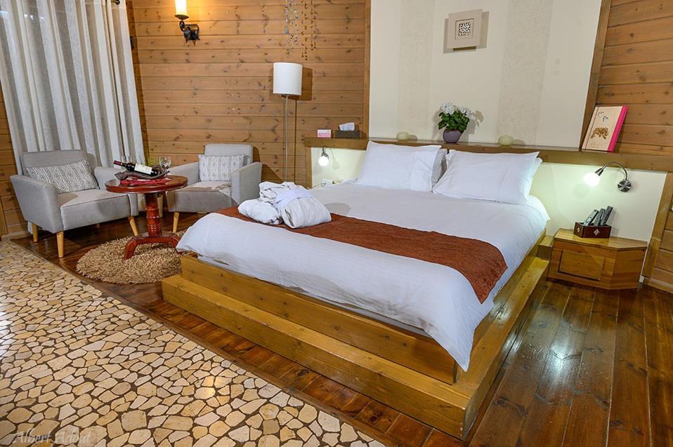 Talia Cabin Guest & Spa ロシュ・ピナ エクステリア 写真